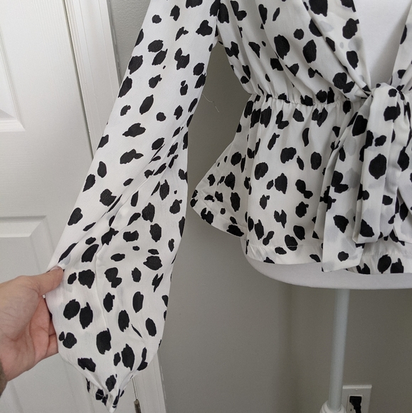 Dalmatian print tie front peplum top - Picture 8 of 8
